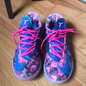 KD VI Aunt Pearl Shoes